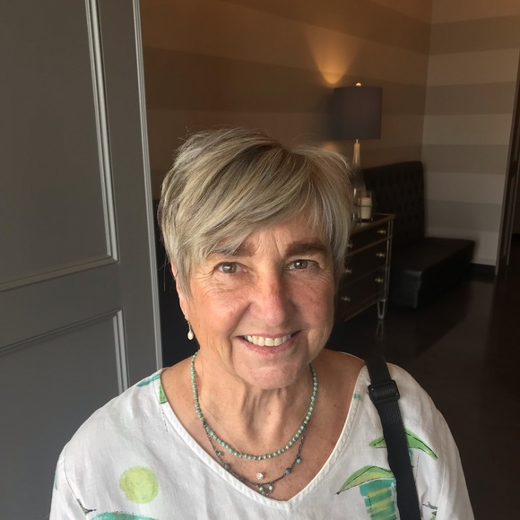 Meet your Posher, Lurafaye - Picture 1 of 1